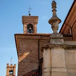 Dell'academia * 蒙多维