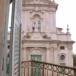 Dell'academia Hotel *