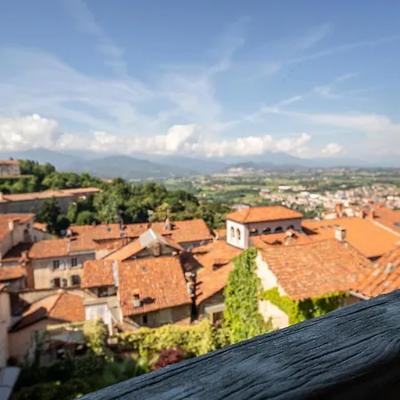Dell'academia Hotell