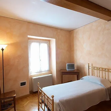 Hotel Dell'academia Mondovì