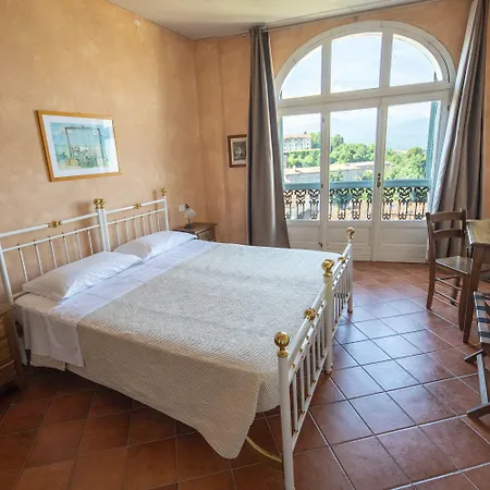 Dell'academia Mondovì