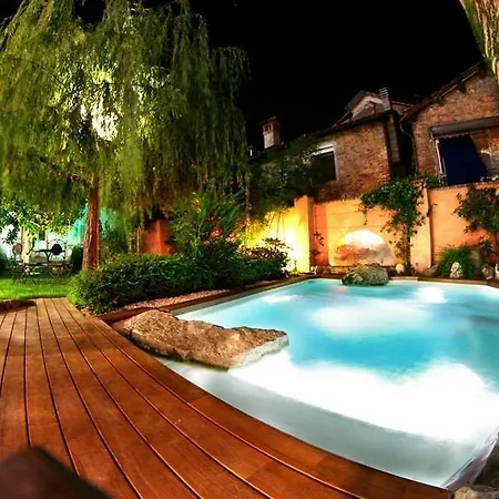 Hotel Dell'academia Mondovì