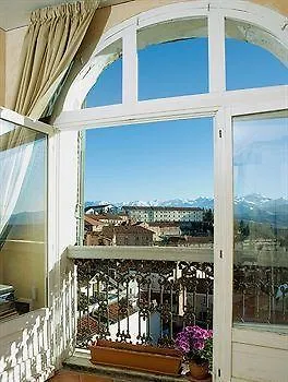 Dell'academia Hotel