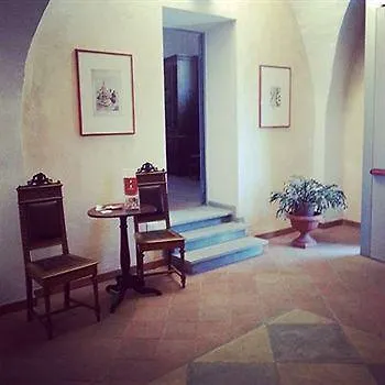 Dell'academia Hotel *