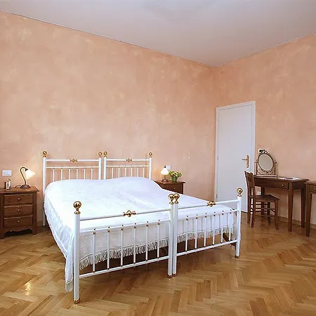 Hotel Dell'academia Mondovì